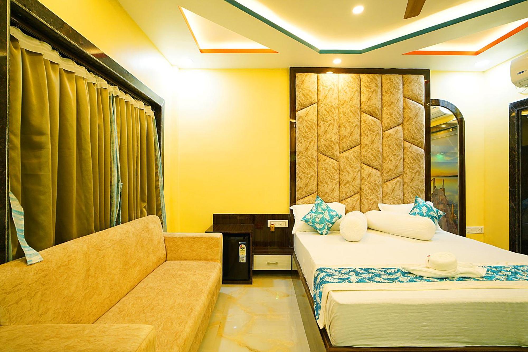 Goa Beach Resort On Beach Mandarmani Exterior foto